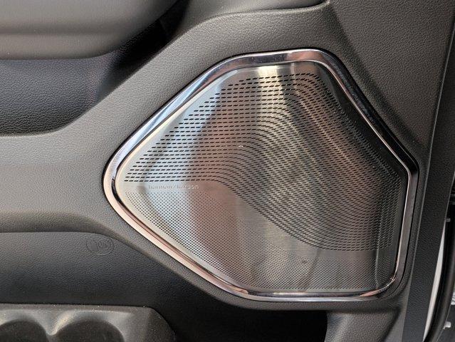 Photo of 2025 Bright White Clearcoat RAM 1500