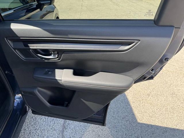 Photo of 2024 Blue Honda CR-V Hybrid