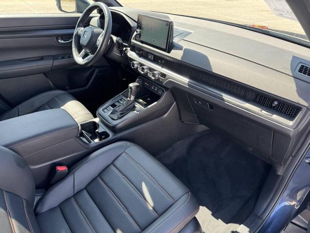 Photo of 2024 Blue Honda CR-V Hybrid