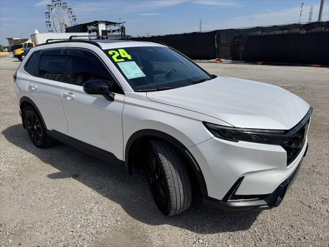 Photo of 2024 White Honda CR-V Hybrid