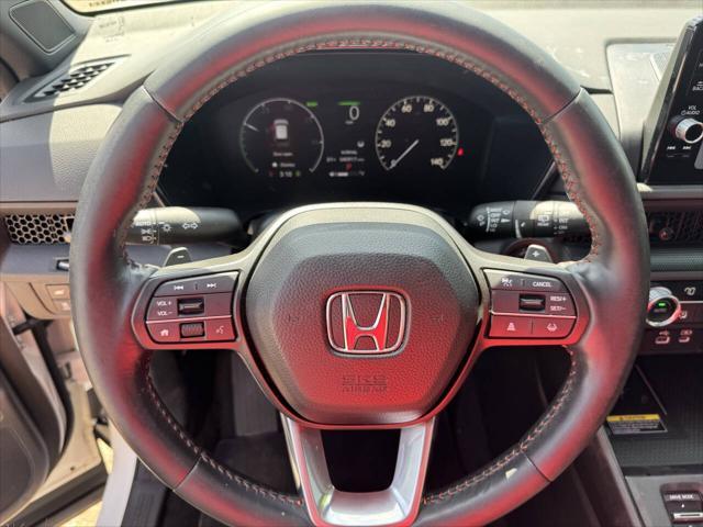 Photo of 2024 White Honda CR-V Hybrid