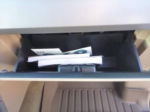 Photo of 2012 White Ford F-150