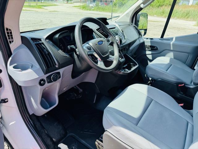 Photo of 2019 White Ford Transit-250