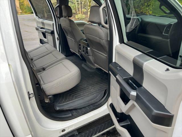 Photo of 2015 Oxford White Ford F-150