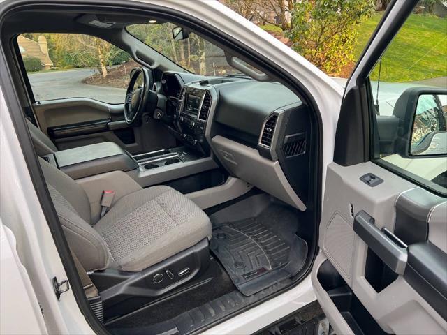 Photo of 2015 Oxford White Ford F-150