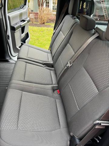 Photo of 2015 Oxford White Ford F-150