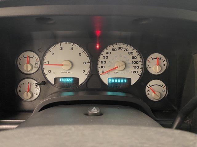 Photo of 2002 White Dodge Ram 1500