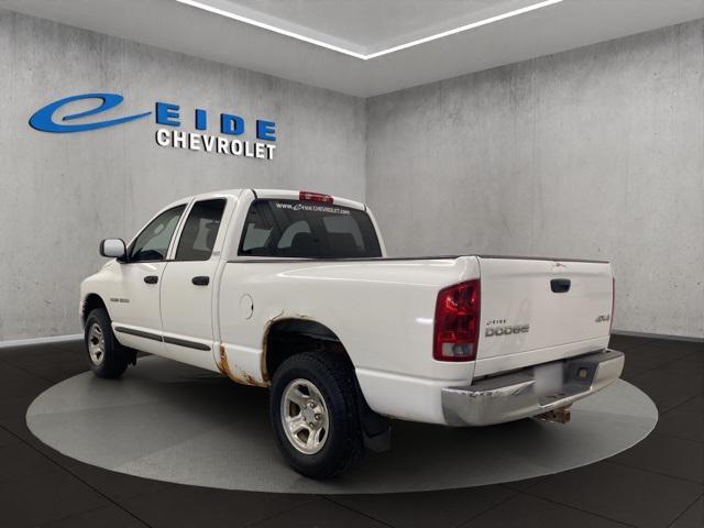 Photo of 2002 White Dodge Ram 1500