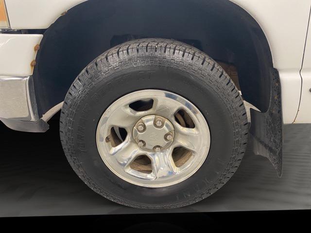 Photo of 2002 White Dodge Ram 1500