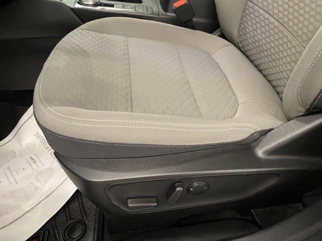Photo of 2022 Rapid Red Metallic Tinted Clearcoat Ford Escape