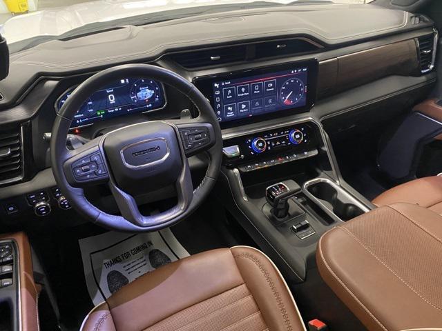 Photo of 2023 White Frost GMC Sierra 1500