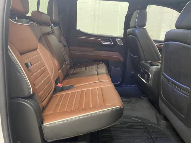 Photo of 2023 White Frost GMC Sierra 1500