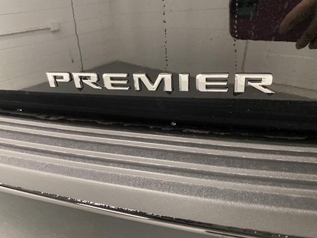 Photo of 2025 Black Chevrolet Suburban