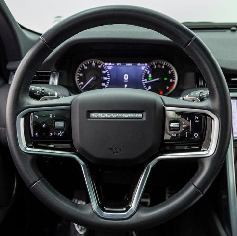 Photo of 2023 SILVER Land Rover Discovery Sport