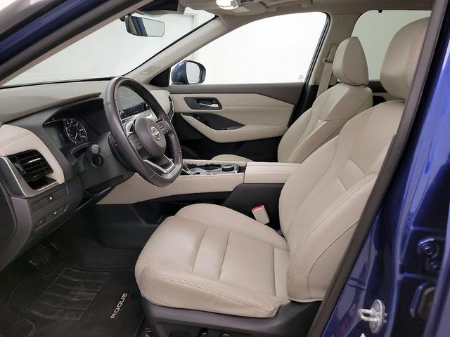 Photo of 2022 Blue Nissan Rogue