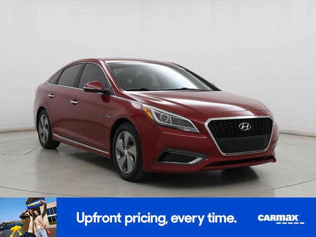 Photo of 2016 Red Hyundai SONATA Hybrid