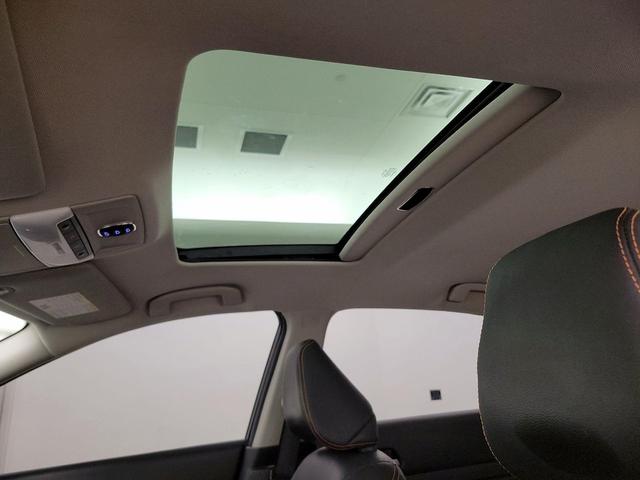 Photo of 2022 Black Nissan Altima