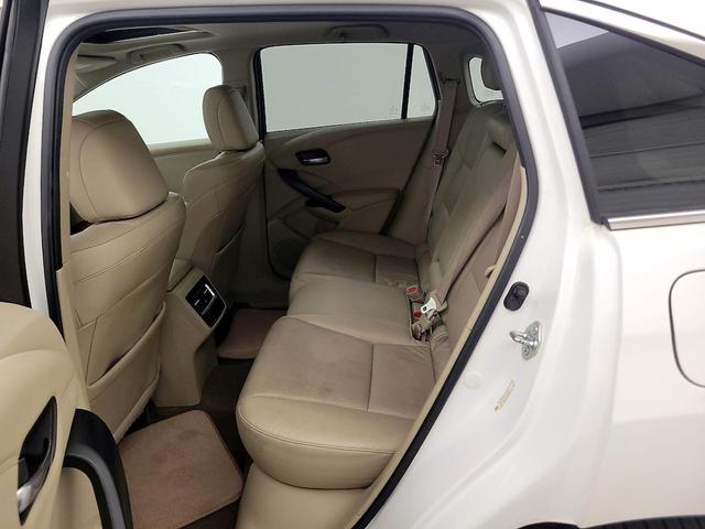 Photo of 2016 White Acura RDX