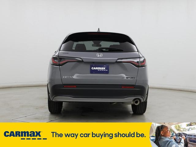 Photo of 2025 Gray Honda HR-V