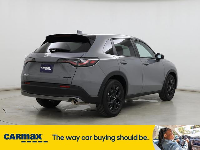 Photo of 2025 Gray Honda HR-V