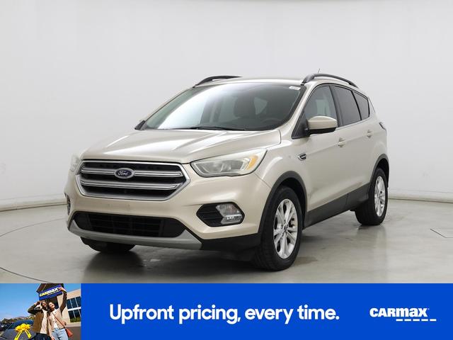 Photo of 2017 Gold Ford Escape