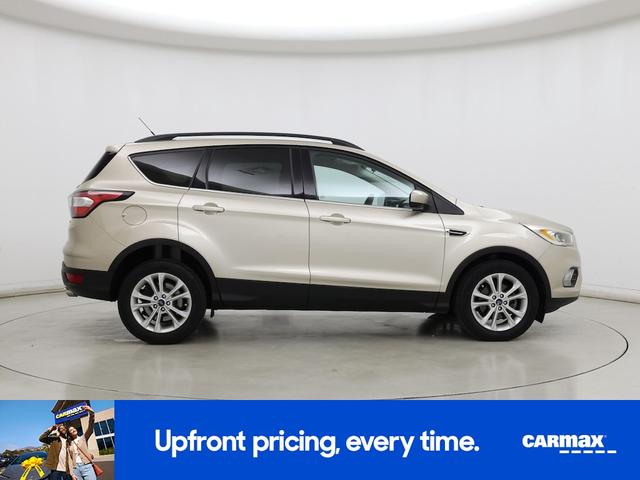 Photo of 2017 Gold Ford Escape