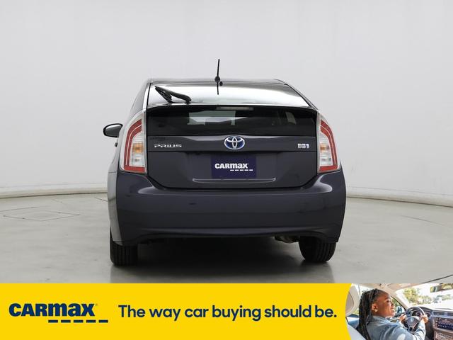 Photo of 2015 Silver Toyota Prius