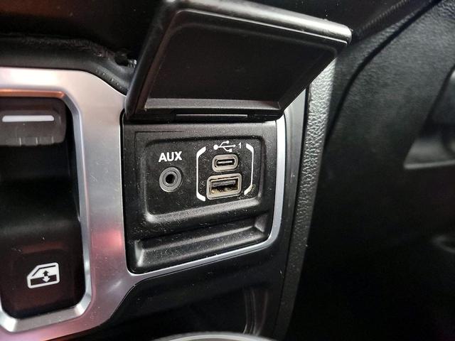 Photo of 2020 Red Jeep Wrangler