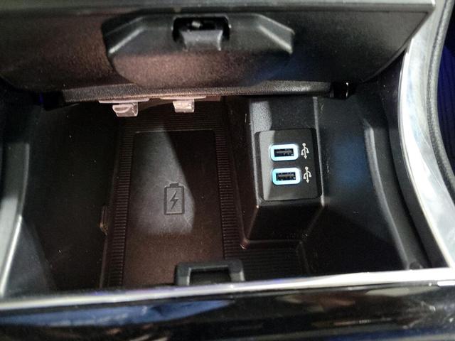 Photo of 2019 Black Ford Edge