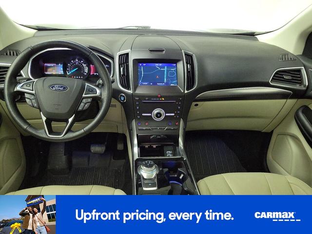 Photo of 2019 Black Ford Edge