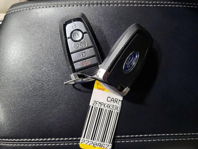 Photo of 2019 Black Ford Edge