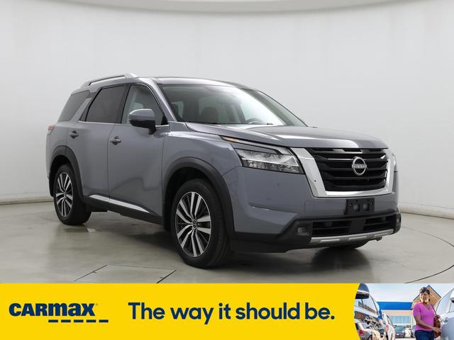 2022 Nissan Pathfinder