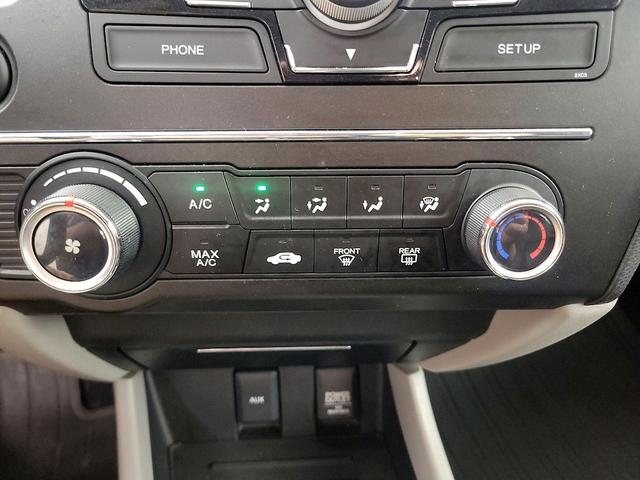 Photo of 2015 Silver Honda Civic