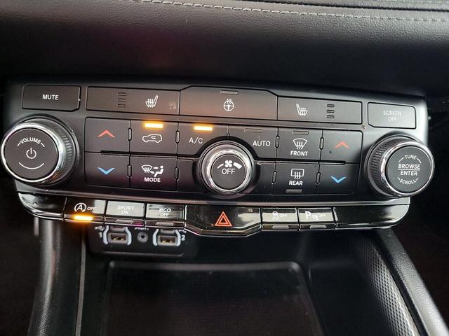 Photo of 2022 Black Dodge Durango