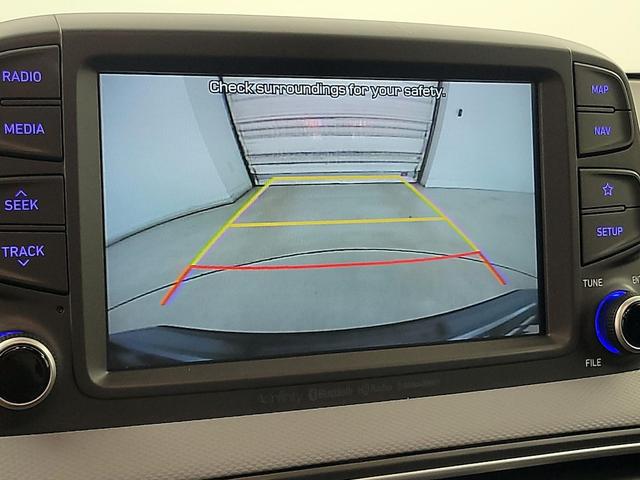 Photo of 2021 Silver Hyundai KONA