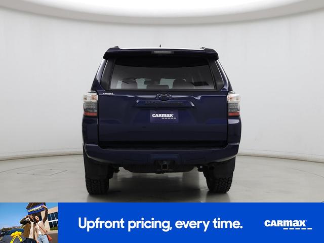 Photo of 2021 Blue Toyota 4Runner