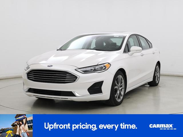 Photo of 2020 White Ford Fusion