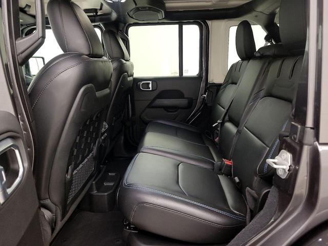 Photo of 2021 Gray Jeep Wrangler Unlimited 4xe