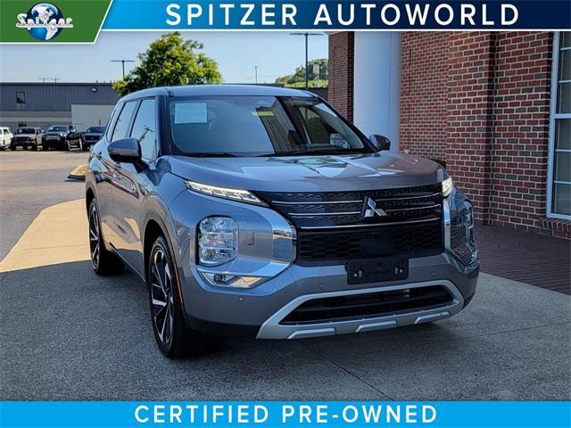 Photo of 2024 Mercury Gray Metallic Mitsubishi Outlander
