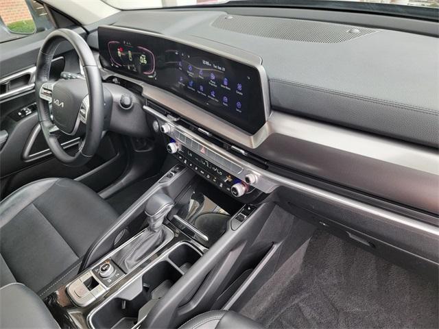 Photo of 2023 Dark Moss Kia Telluride