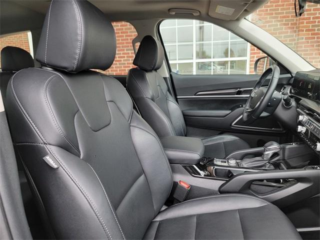Photo of 2023 Dark Moss Kia Telluride