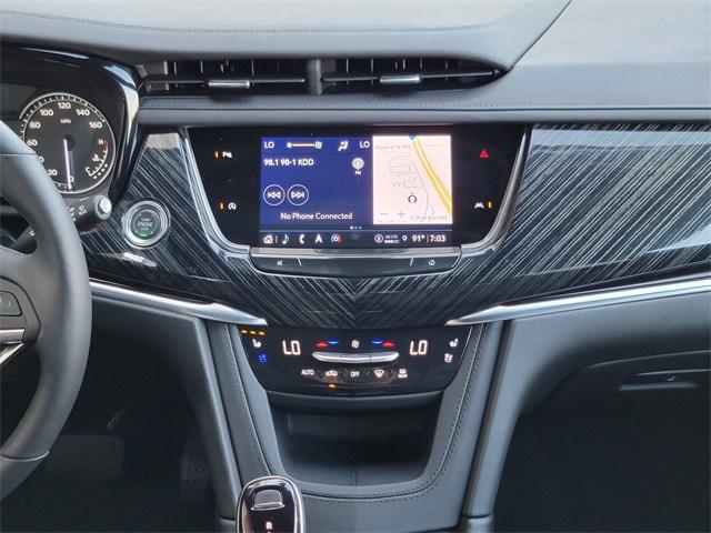 Photo of 2025 Stellar Black Metallic Cadillac XT6