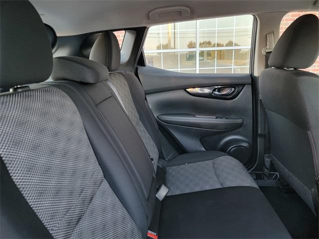 Photo of 2021 Gun Metallic Nissan Rogue Sport