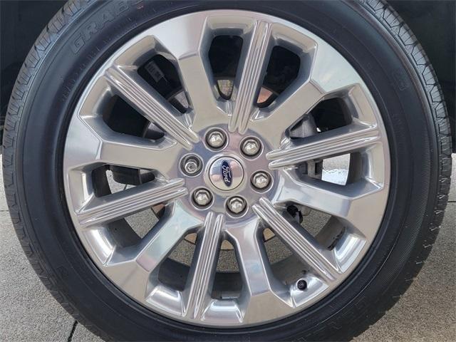 Photo of 2023 Star White Ford F-150