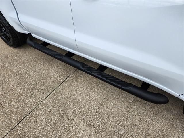 Photo of 2025 Summit White Chevrolet Silverado 1500