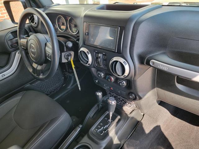 Photo of 2018 Black Clearcoat Jeep Wrangler JK Unlimited