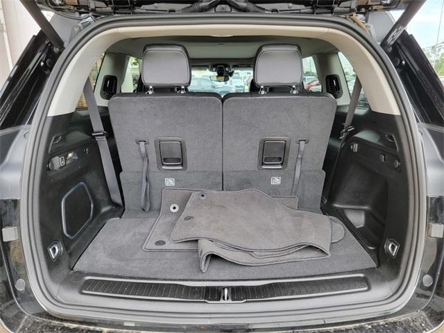 Photo of 2022 Diamond Black Jeep Grand Cherokee L