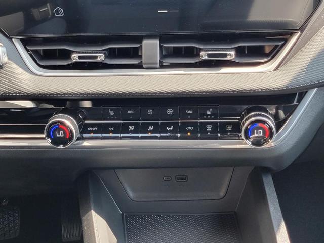 Photo of 2026 Mosaic Black Metallic Chevrolet Equinox