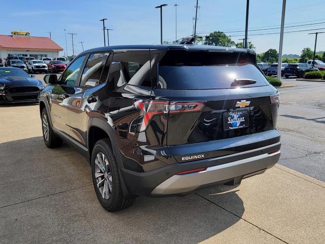 Photo of 2026 Mosaic Black Metallic Chevrolet Equinox
