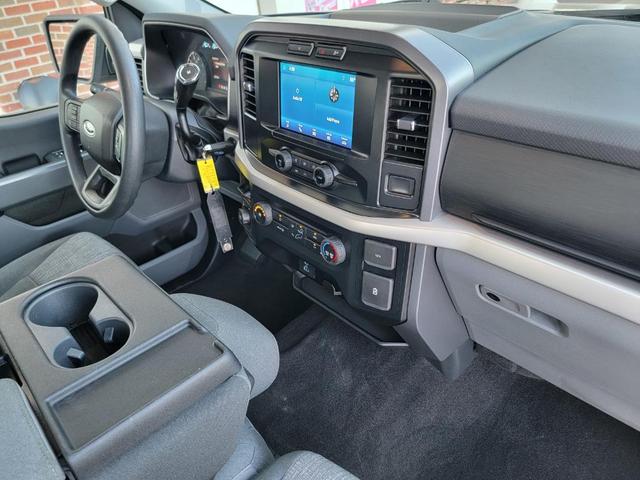 Photo of 2022 Iconic Silver Metallic Ford F-150